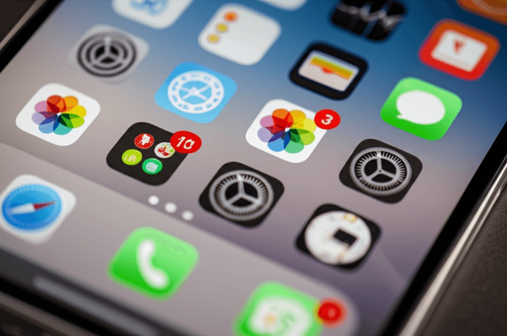 Apple iOS 26 Developer Beta 3: Smoother Experience, Reduced ‘Liquid Glass’ Effect, Enhanced User Interface